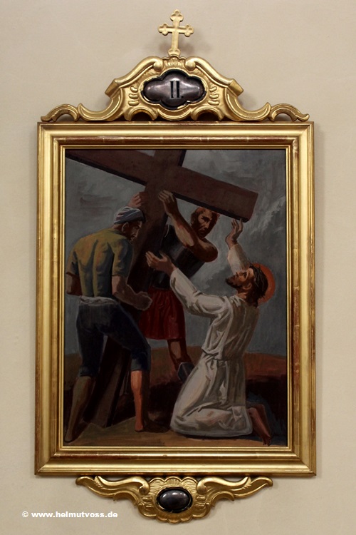 Arnsberg/Bruchhausen St. Maria Magdalena und Luzia, Kreuzweg 2. Station: Jesus nimmt das Kreuz auf seine Schultern